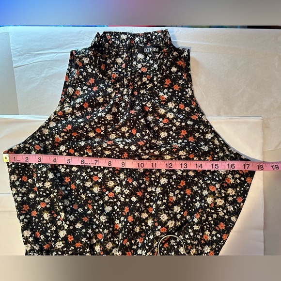 BTFBM halter style floral print size small dress - Picture 7 of 9